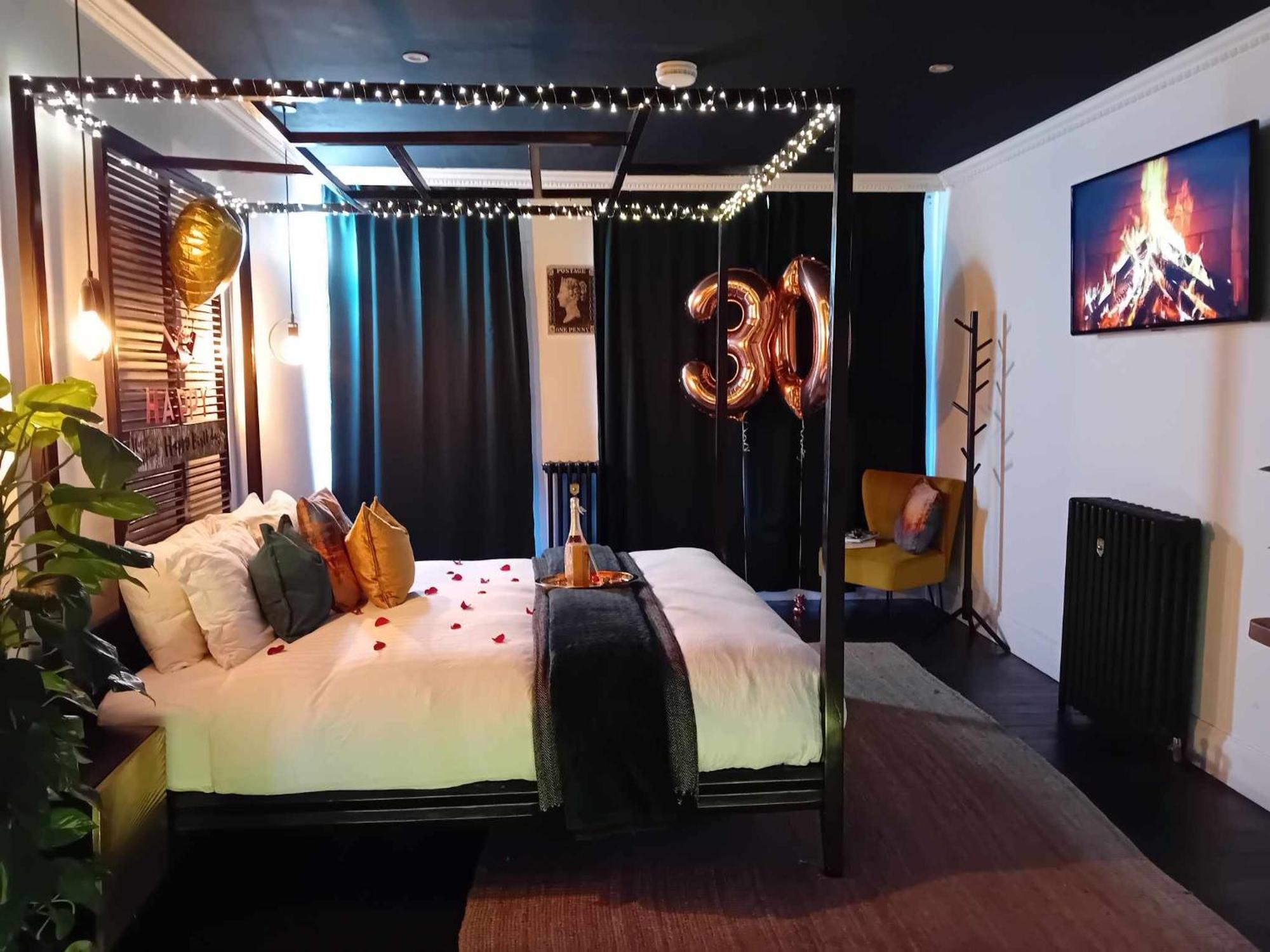 The Penny Black Apartment With Indoor Hot Tub Slamannan Exterior foto